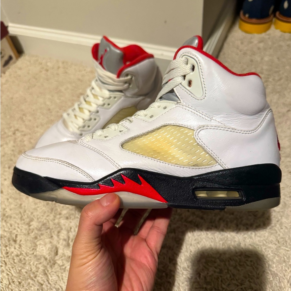 2020 Nike Air Jordan IV V fire red Bred size 9 Reimagined
